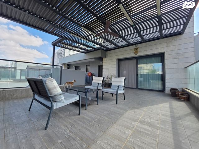 גג/ פנטהאוז, שדרות אבני החושן, כרמי גת, קרית גת