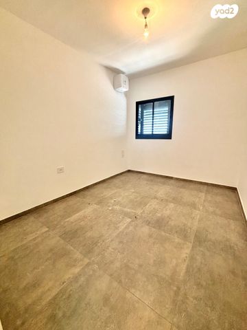 דירה, שדרות ירושלים 129, תל אביב יפו