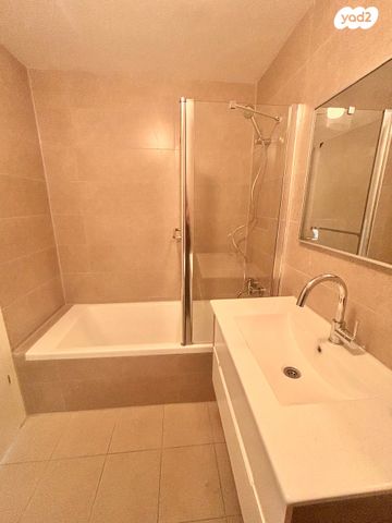 דירה, שדרות ירושלים 129, תל אביב יפו