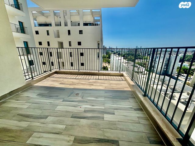 שדרות ירושלים 129