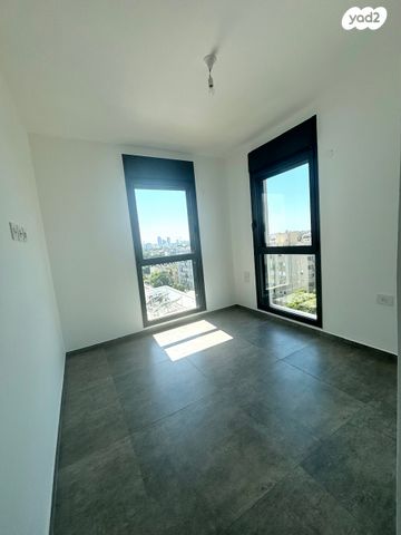 דירה, שדרות ירושלים 129, תל אביב יפו