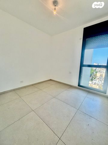 דירה, שדרות ירושלים 129, תל אביב יפו