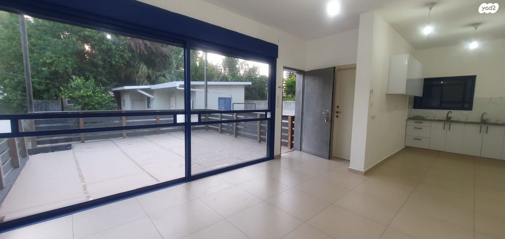 בית פרטי/ קוטג', בן ציון פוגל, סלע, רחובות