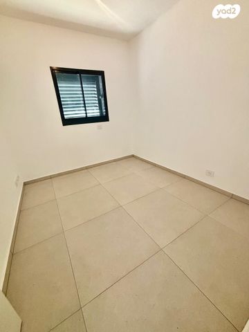 דירה, שדרות ירושלים 129, תל אביב יפו