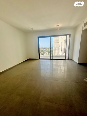 שדרות ירושלים 129