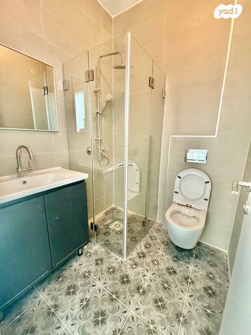 דירה, שדרות ירושלים 129, תל אביב יפו