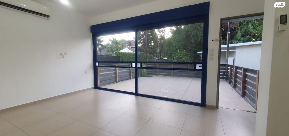 בית פרטי/ קוטג', בן ציון פוגל, סלע, רחובות