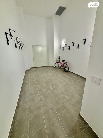 דירה, שדרות ירושלים 129, תל אביב יפו