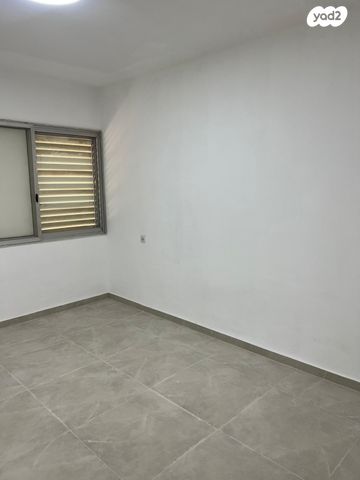 דירה, השומרון, מגדל העמק