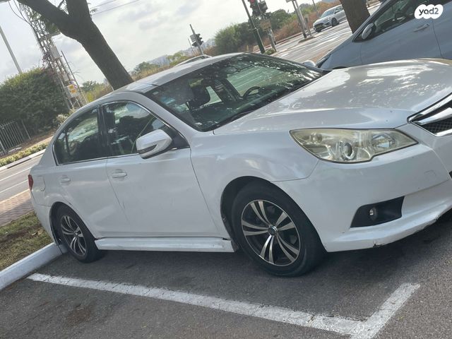 מודעת רכב סובארו B4/לגאסי