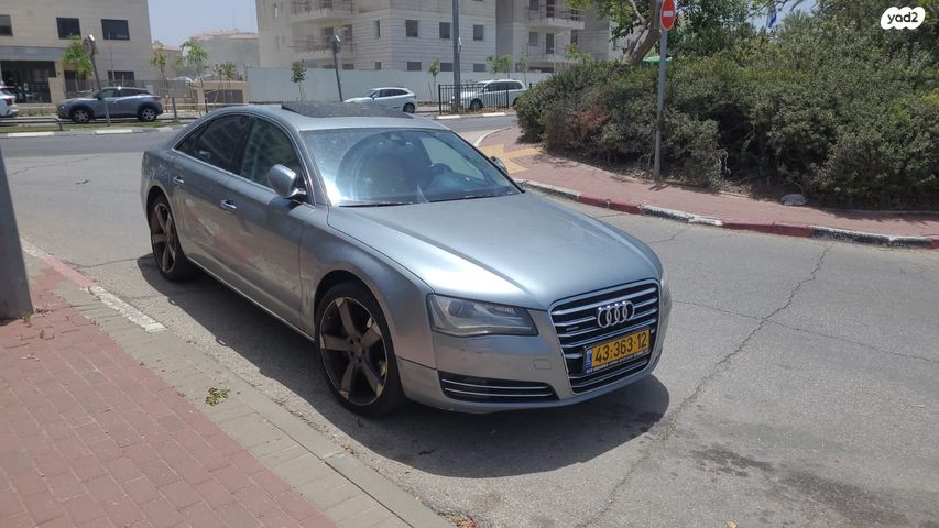 A8 אוט׳ 5 מק 3.0 (290 כ״ס)