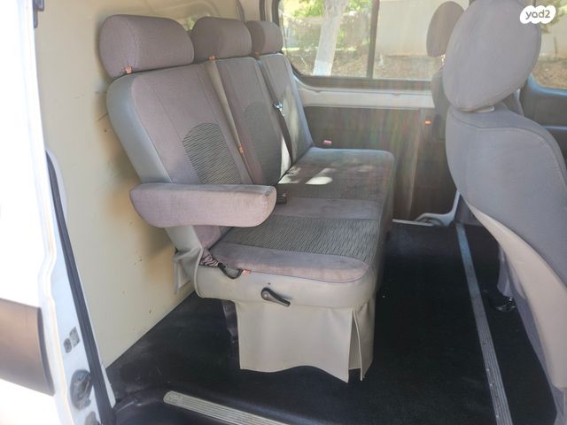 יונדאי H-1 / i800