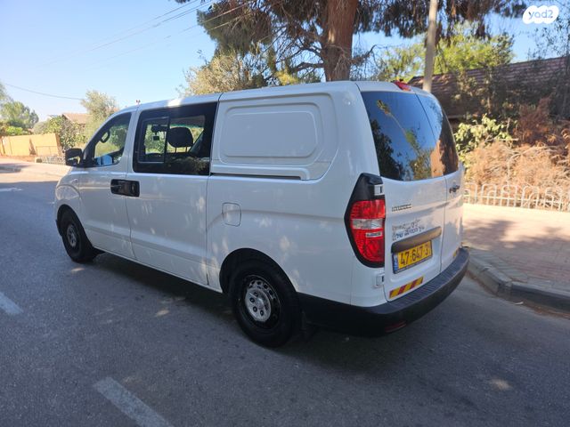 יונדאי H-1 / i800
