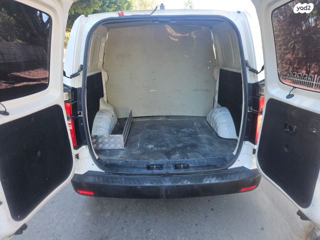 יונדאי H-1 / i800