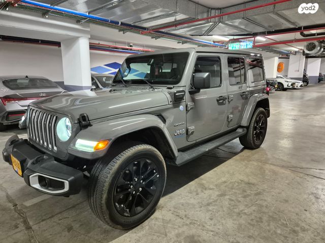 מודעת רכב ג'יפ רנגלר