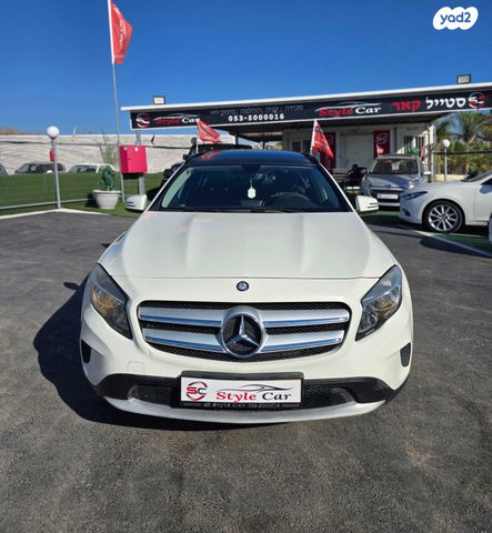 מרצדס-בנץ GLA