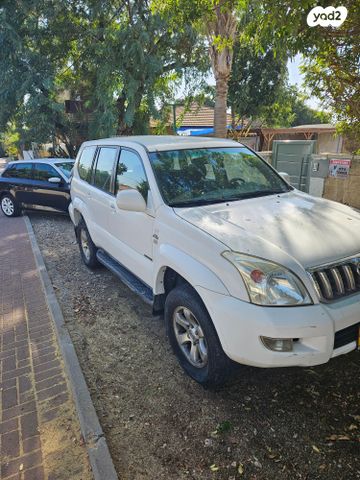 טויוטה לנד קרוזר