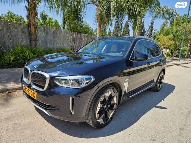 מודעת רכב ב מ וו iX3