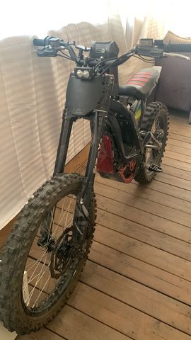 מודעת רכב סורון Light Bee X