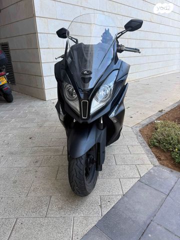 מודעת רכב קימקו דאון-טאון 350