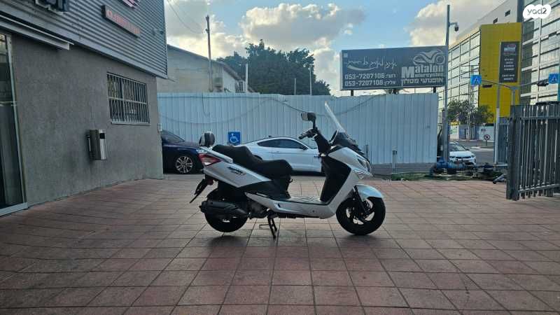 סאן יאנג ג'וי רייד 200