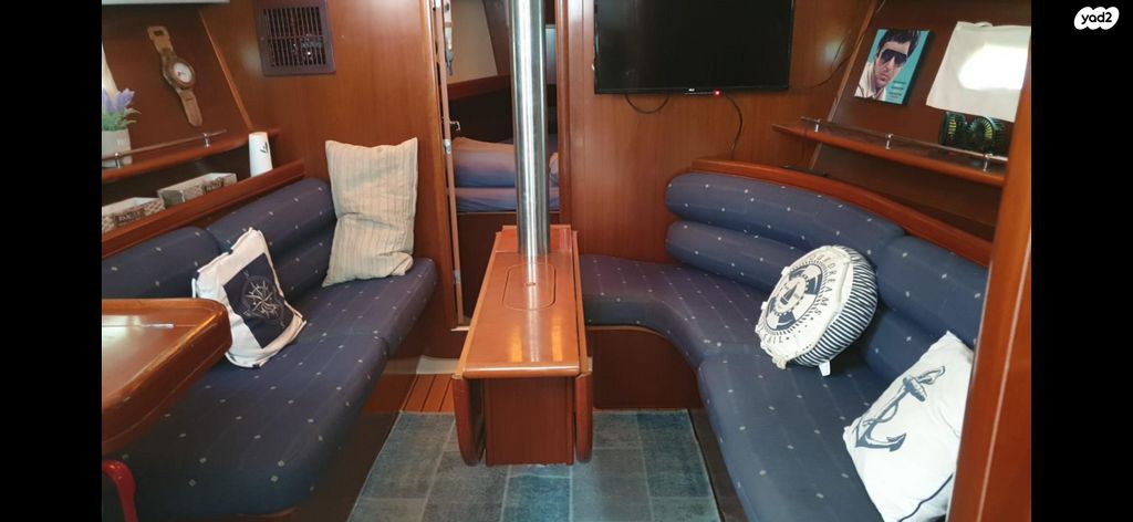 יאכטות - מפרשית