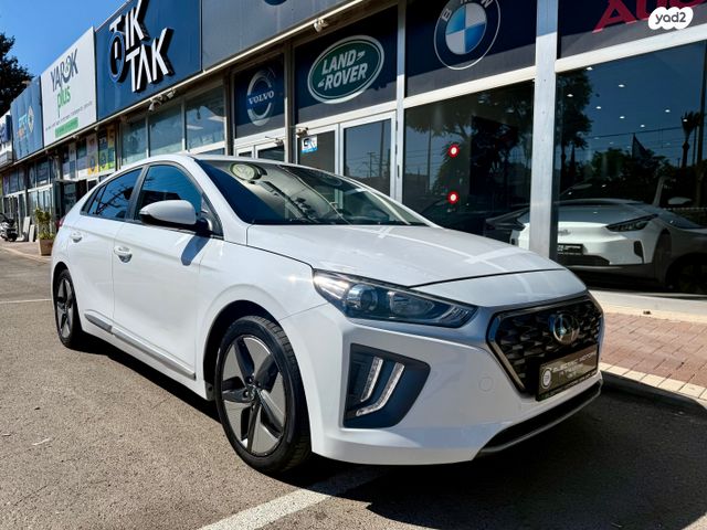 יונדאי איוניק