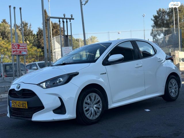מודעת רכב טויוטה יאריס