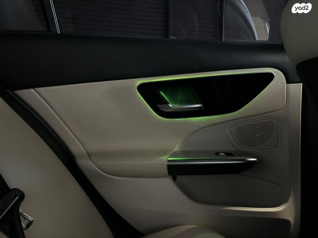 מרצדס-בנץ C-class