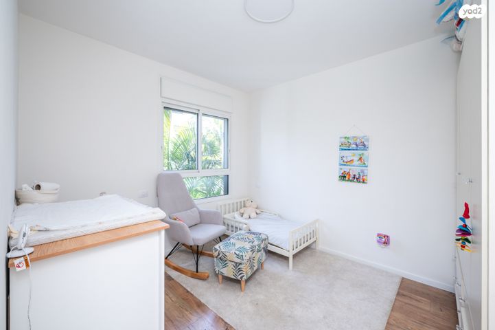 דו משפחתי, המייסדים 130, יובלים, פרדס חנה כרכור