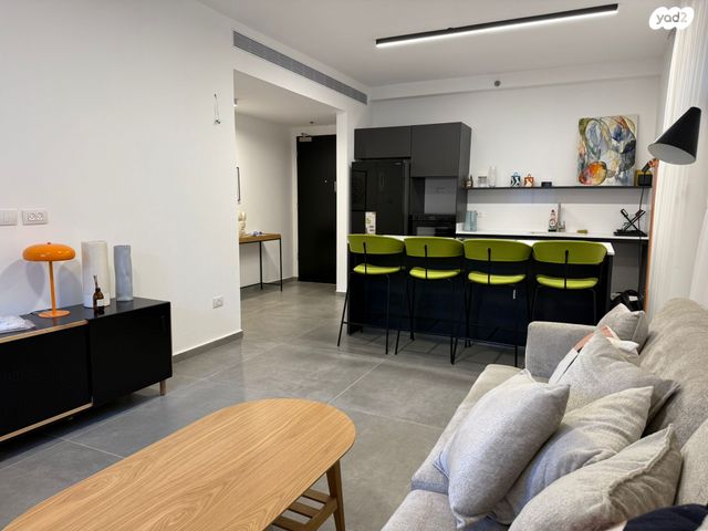 מודיליאני 19