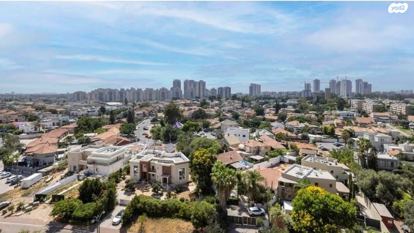 גג/ פנטהאוז, אפרים קישון 8, חתני פרס ישראל, באר יעקב