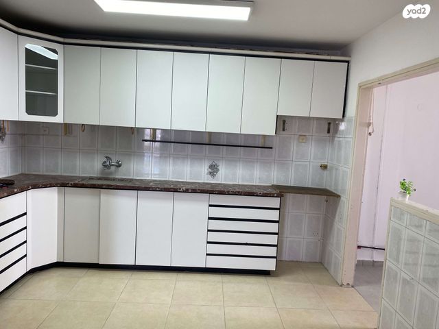 דירה, השומרון 10, רמת הנשיא, בת ים