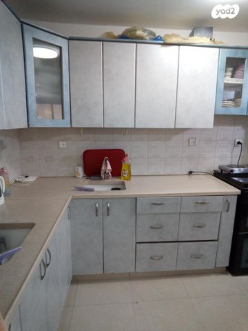 דירה, הצבעוני 21, רובע ח', אשדוד