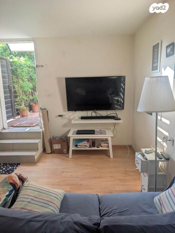 מרתף/ פרטר, הדליות 26, רמת פולג, נתניה