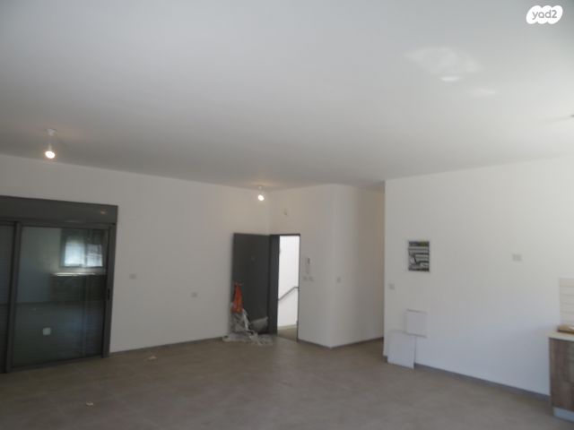 גג/ פנטהאוז, נחל שניר 7, רמת נבון . הר כרמי, כרמיאל