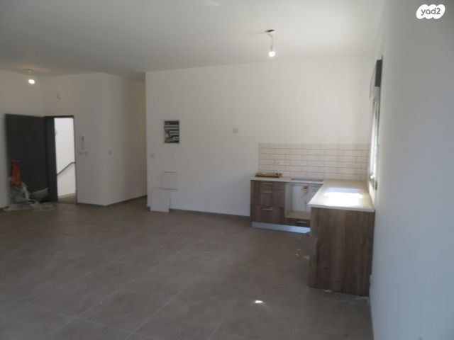 גג/ פנטהאוז, נחל שניר 7, רמת נבון . הר כרמי, כרמיאל