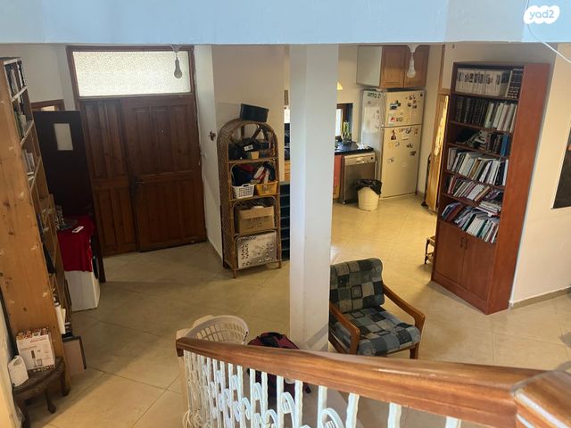 בית פרטי/ קוטג', הברוש 6, גבעת שרת, בית שמש