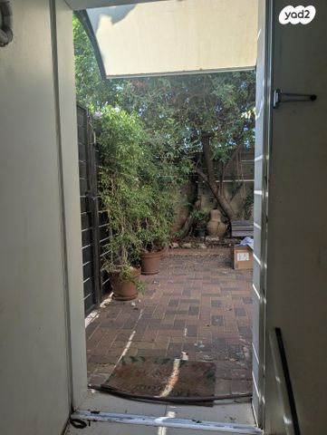 מרתף/ פרטר, הדליות 26, רמת פולג, נתניה