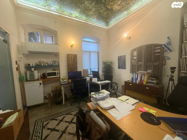 משרדים, הרצל 20, נווה צדק, תל אביב יפו