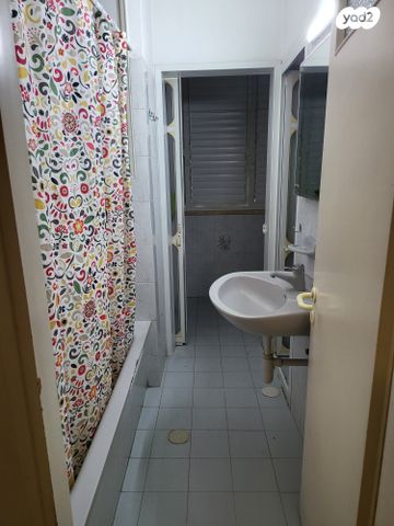 דירה, הגליל, מרכז, הרצליה