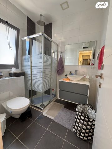 דירה, עוזי חיטמן 4, קרית אילון, חולון