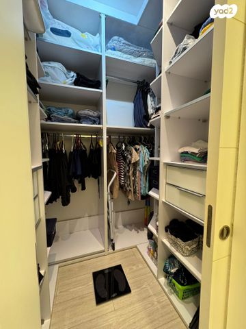 דירה, עוזי חיטמן 4, קרית אילון, חולון