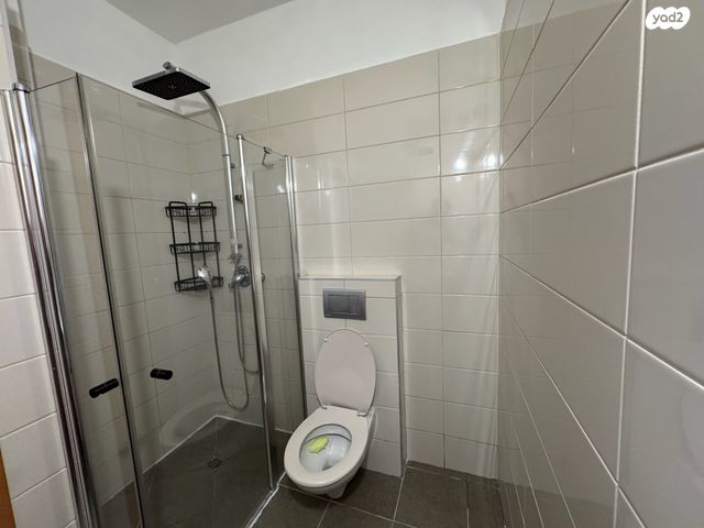 דירה, כנפי נשרים 18, קרית בורוכוב, רמת גן