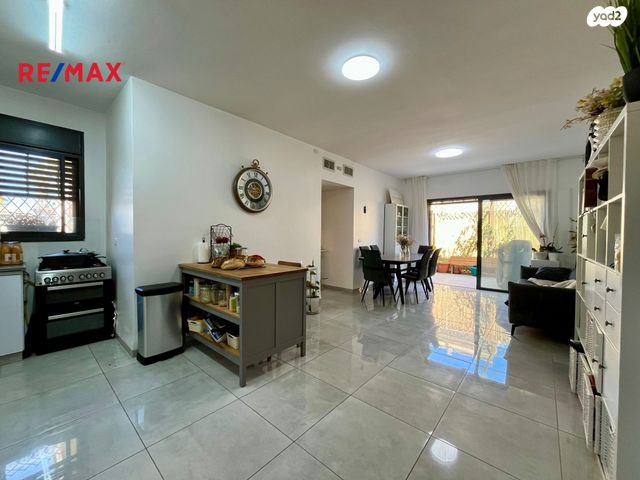 נווה אורנים