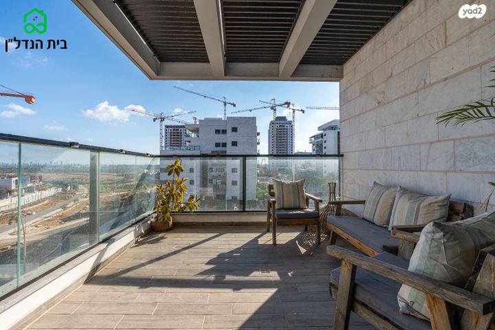 דירה, אור ים, אור עקיבא