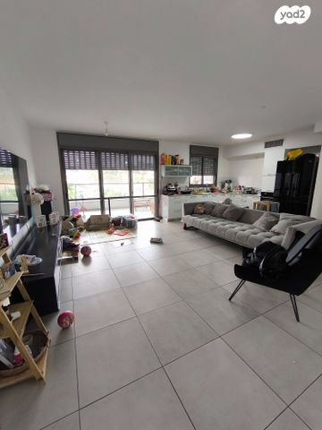 דירה, אברהם מחרז, סנטרל פארק / האצטדיון, באר שבע