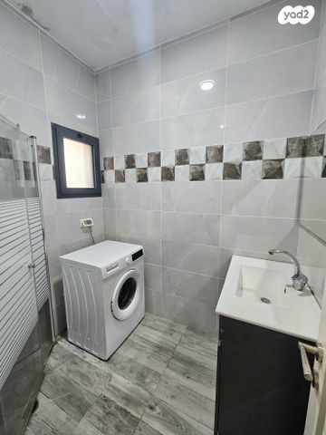 דירה, לב העיר, בת ים