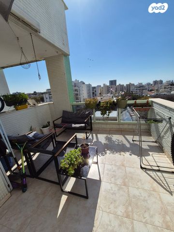 היובל, שרונה