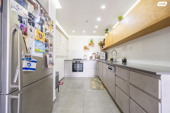 דירה, יוסף שפרינצק, אחדות, פתח תקווה